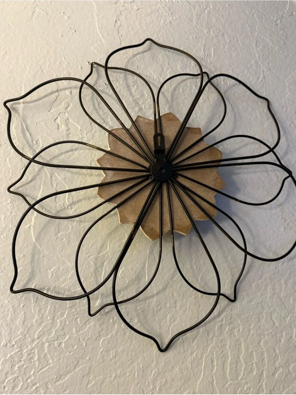 Bohemian Distressed Wood and Iron Wire Framed Floral Wall Art Decor